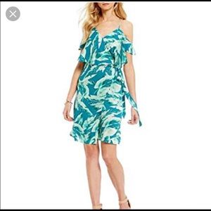NWT Gianni Bini leaf wrap dress